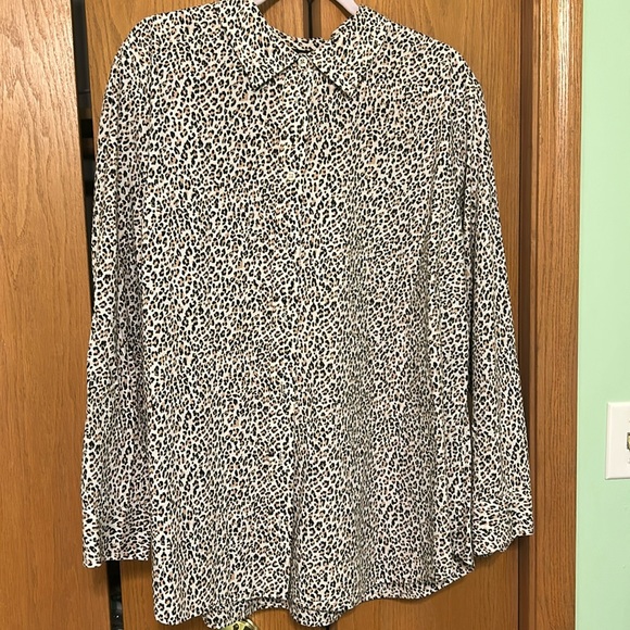 Leopard Print Button Up Blouse - Picture 1 of 3